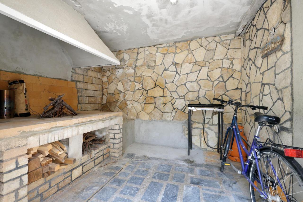 Apartman Don Pag Town Exterior foto